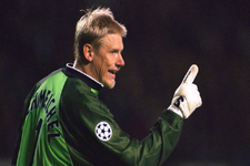 peter-schmeichel-hakkinda-merak-edilenler-61e54add2c2b2.png